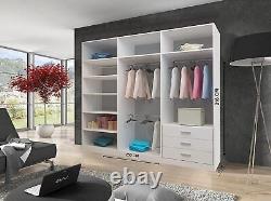 Armoire coulissante élégante pour chambre avec éclairage LED, grand espace de rangement et design